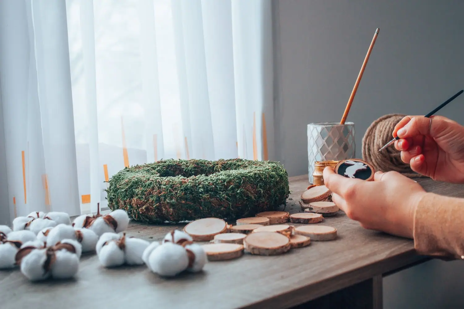 Dekoracje DIY do domu - kreatywne projekty na każdy budżet