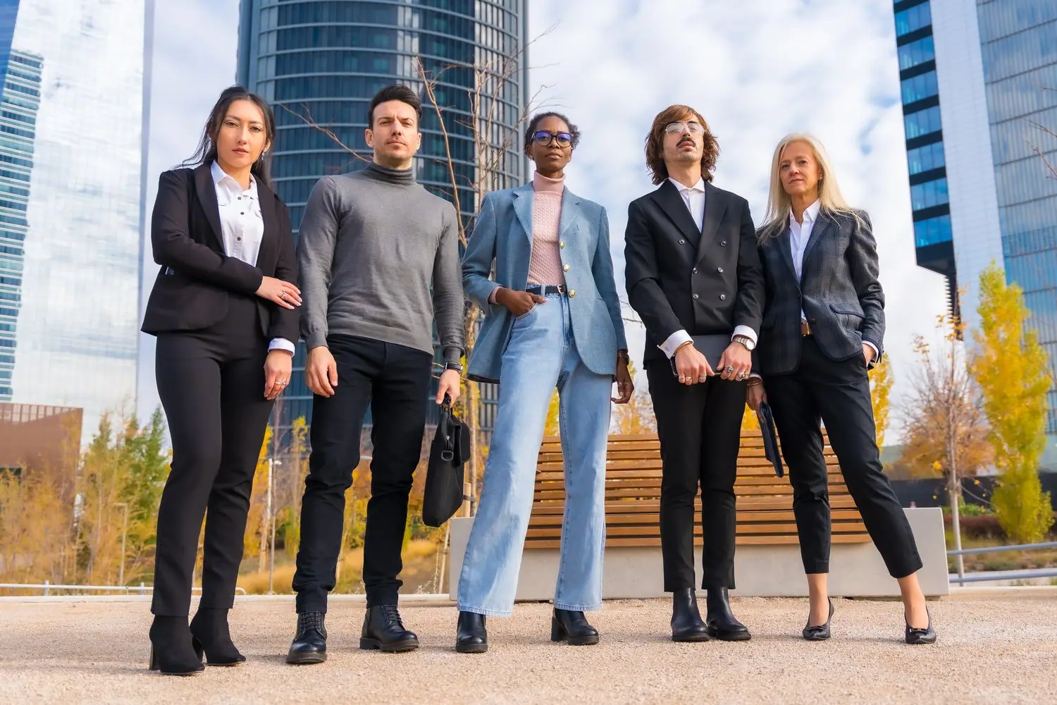 Biznesowy dress code - jak budować profesjonalny wizerunek w pracy