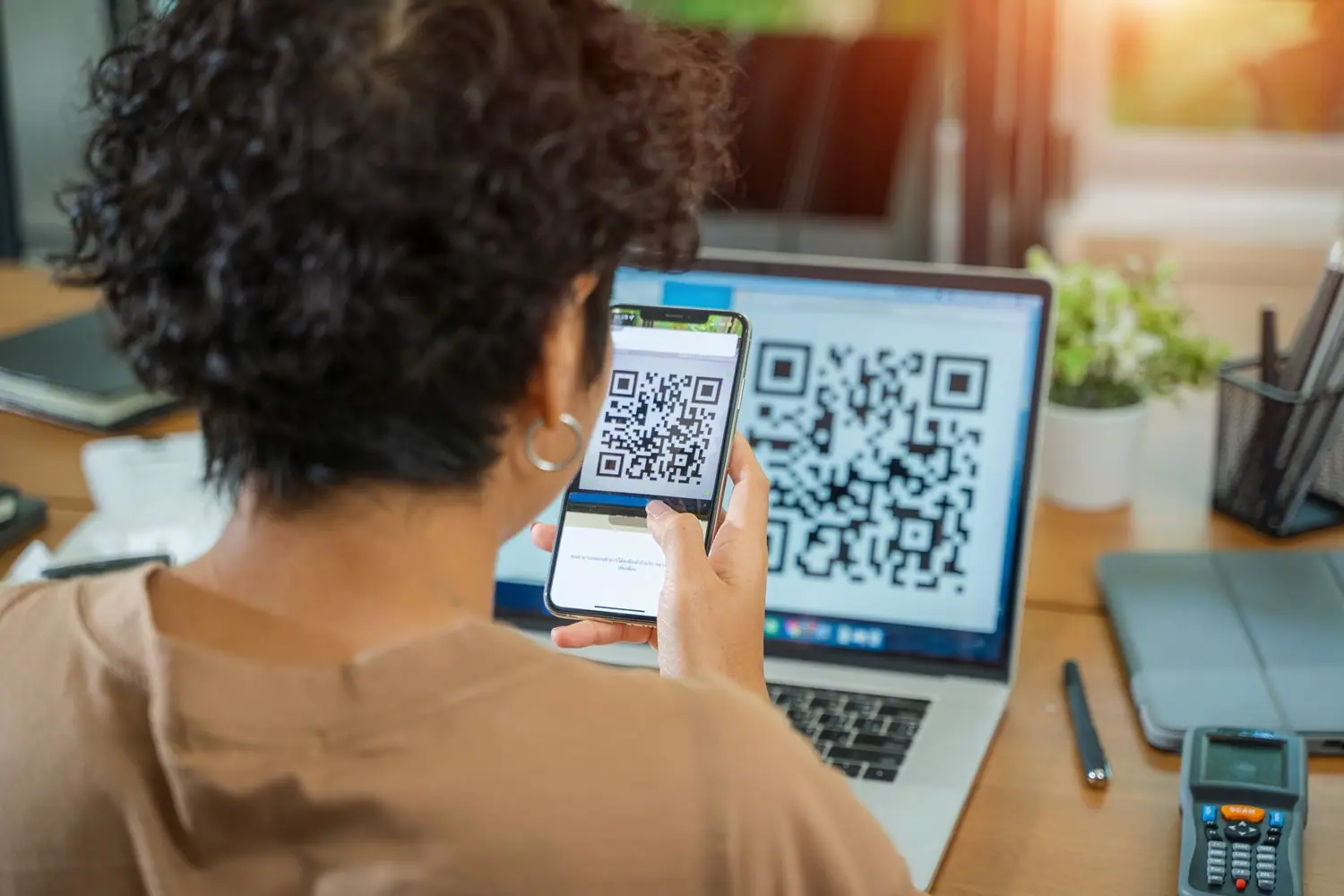 Tworzenie interaktywnych gier miejskich z wykorzystaniem QR kodów
